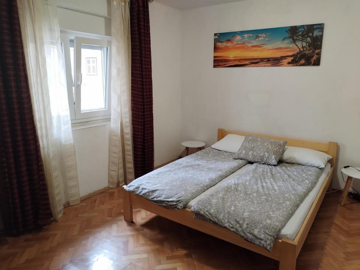 Stonewood Dalmacija Apartamento Primošten Exterior foto