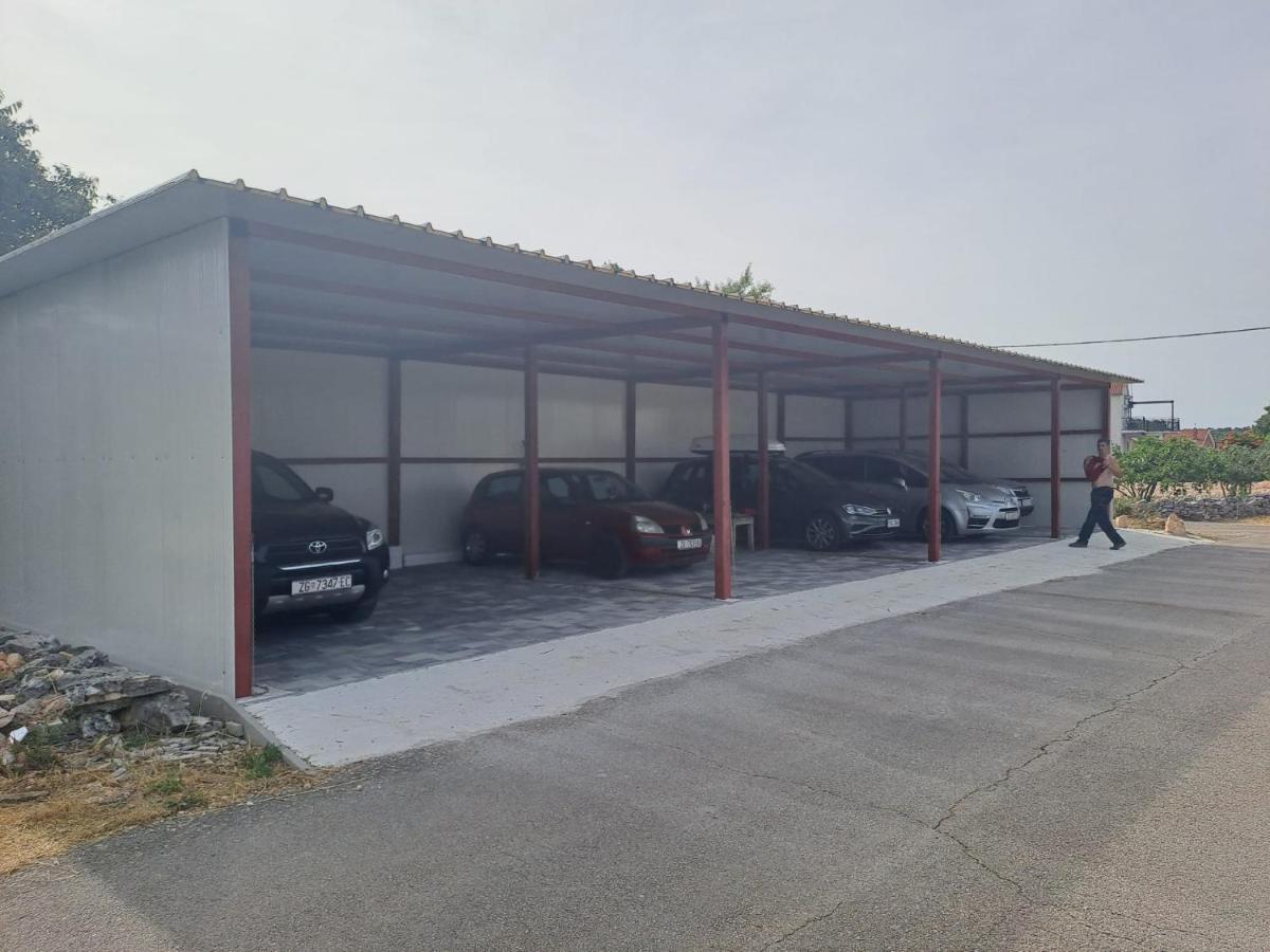Stonewood Dalmacija Apartamento Primošten Exterior foto